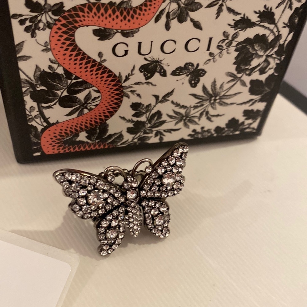 Gucci Butterfly Motif Ring
